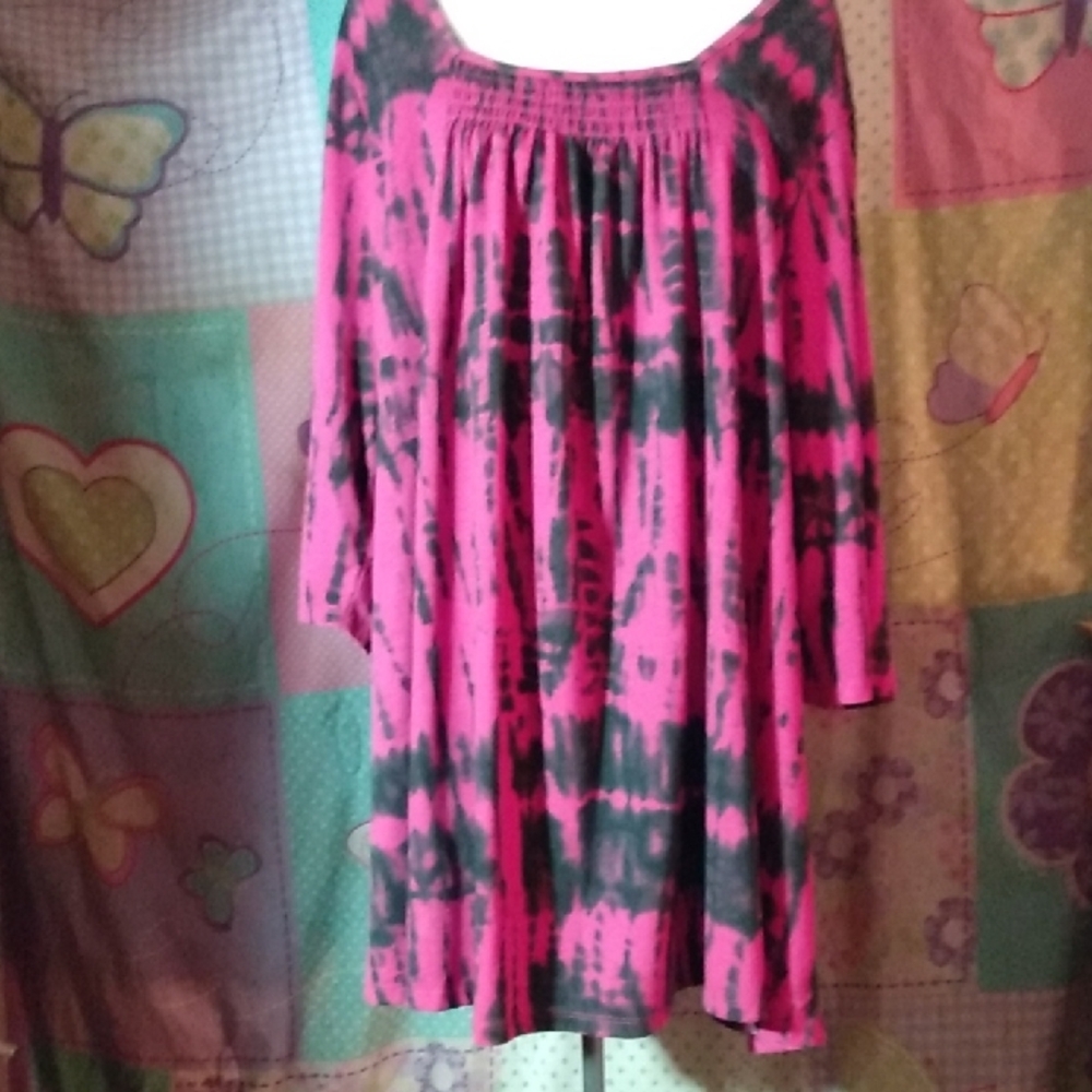 NWOT Woman Within 2X 26/28 Pink & Black Tie Dye Tunic Top Three Quarter Sleeves